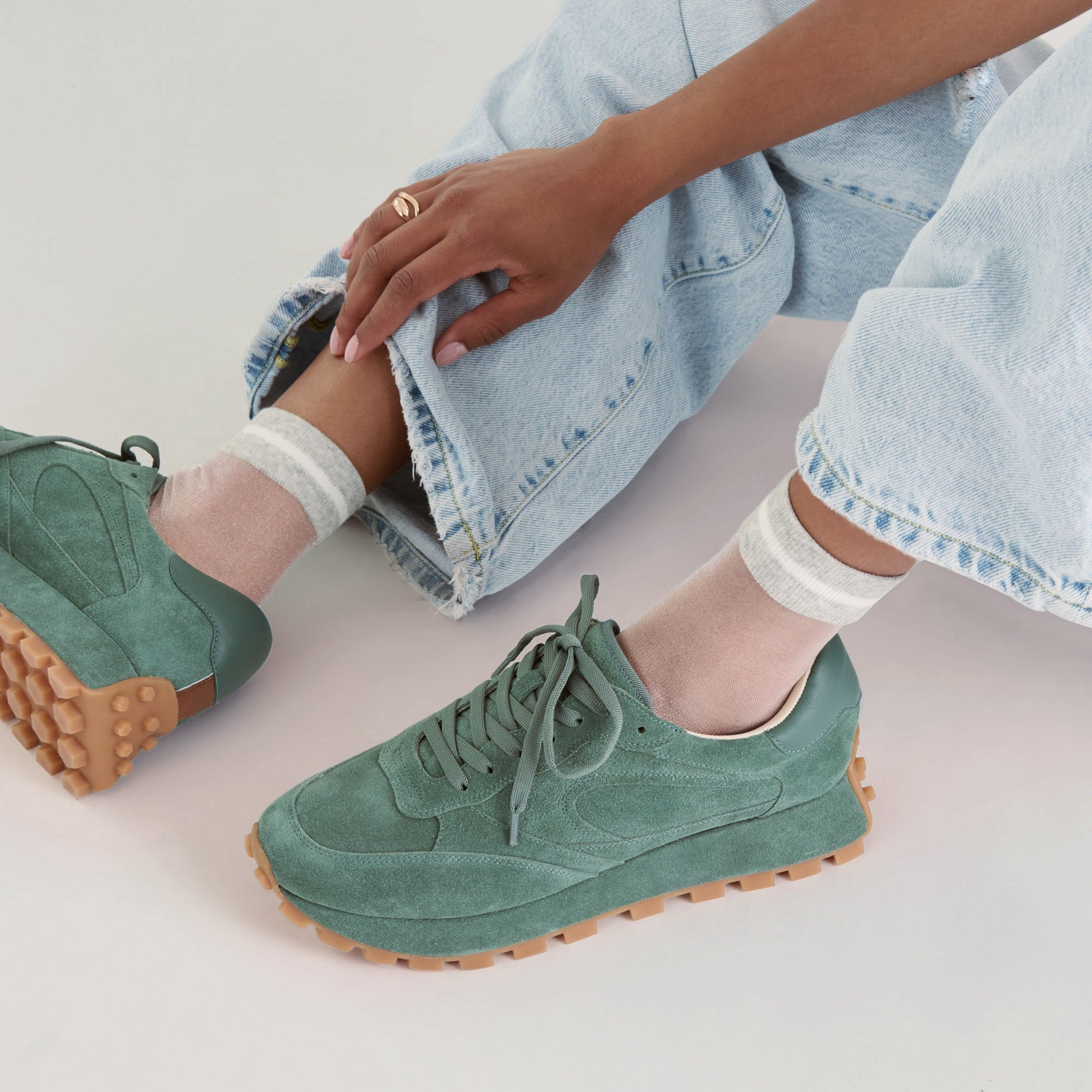 2 PACK SHEER STRIPE CREW SOCKS BLACK GREY